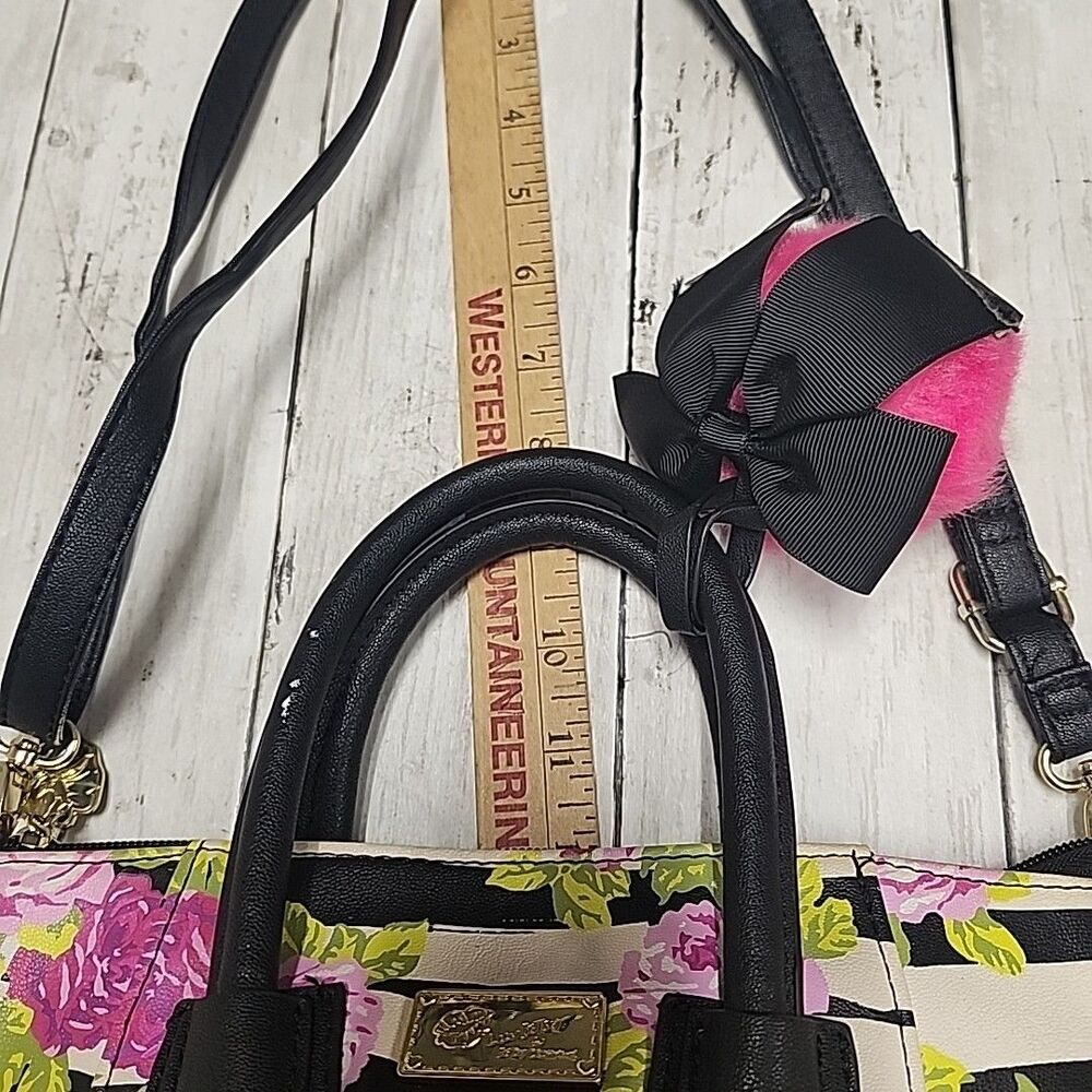 Betsey Johnson Luv Betsey Small Naomi Tote Multicolor Shoulder Bag with Charms - Picture 9 of 14